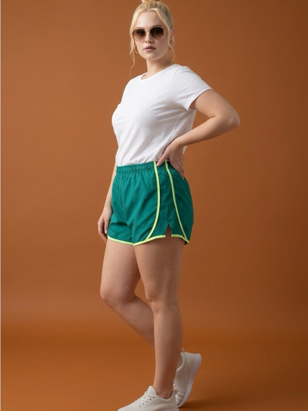 NWT Plus Size Ladies Active Running Shorts Green Yellow Trim Exercise - Size XXL